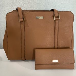 Kate spade brown matching purse and wallet.